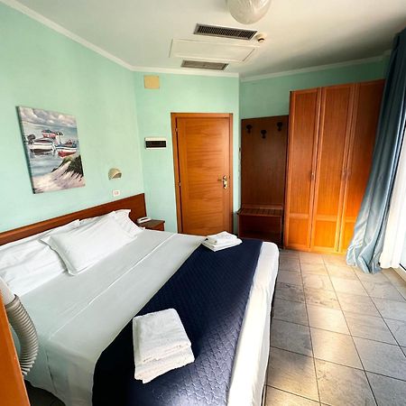 Hotel Kennedy Rimini Extérieur photo