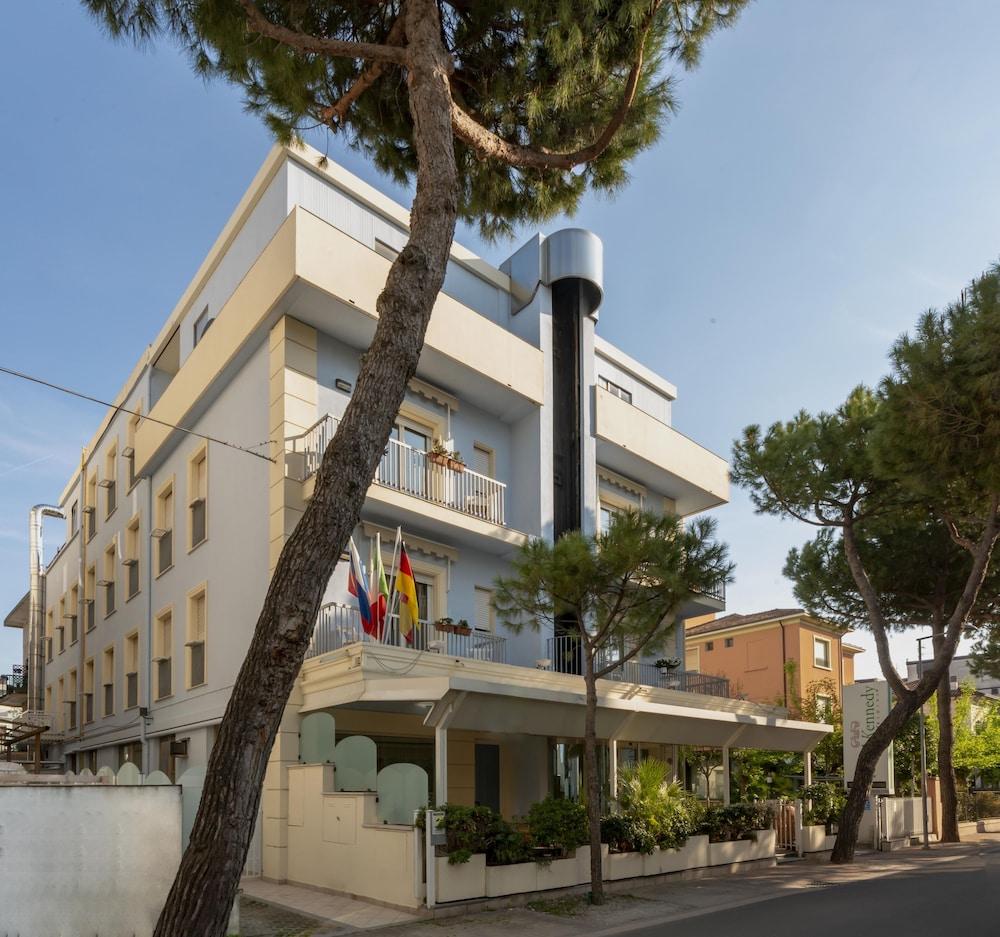 Hotel Kennedy Rimini Extérieur photo