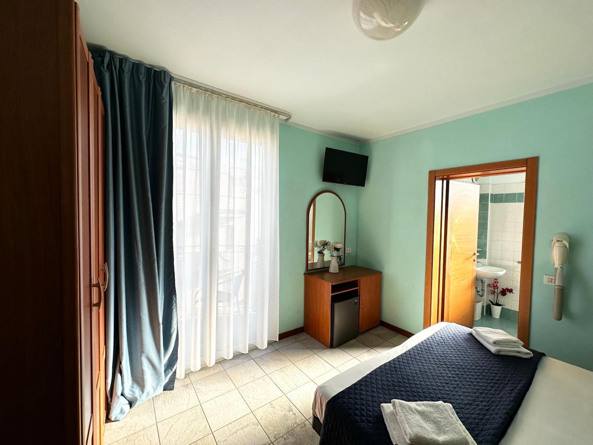 Hotel Kennedy Rimini Extérieur photo