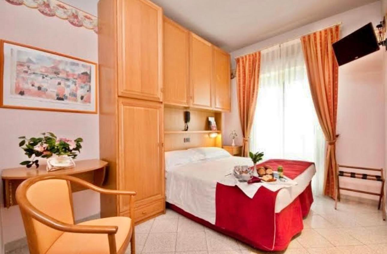 Hotel Kennedy Rimini Extérieur photo