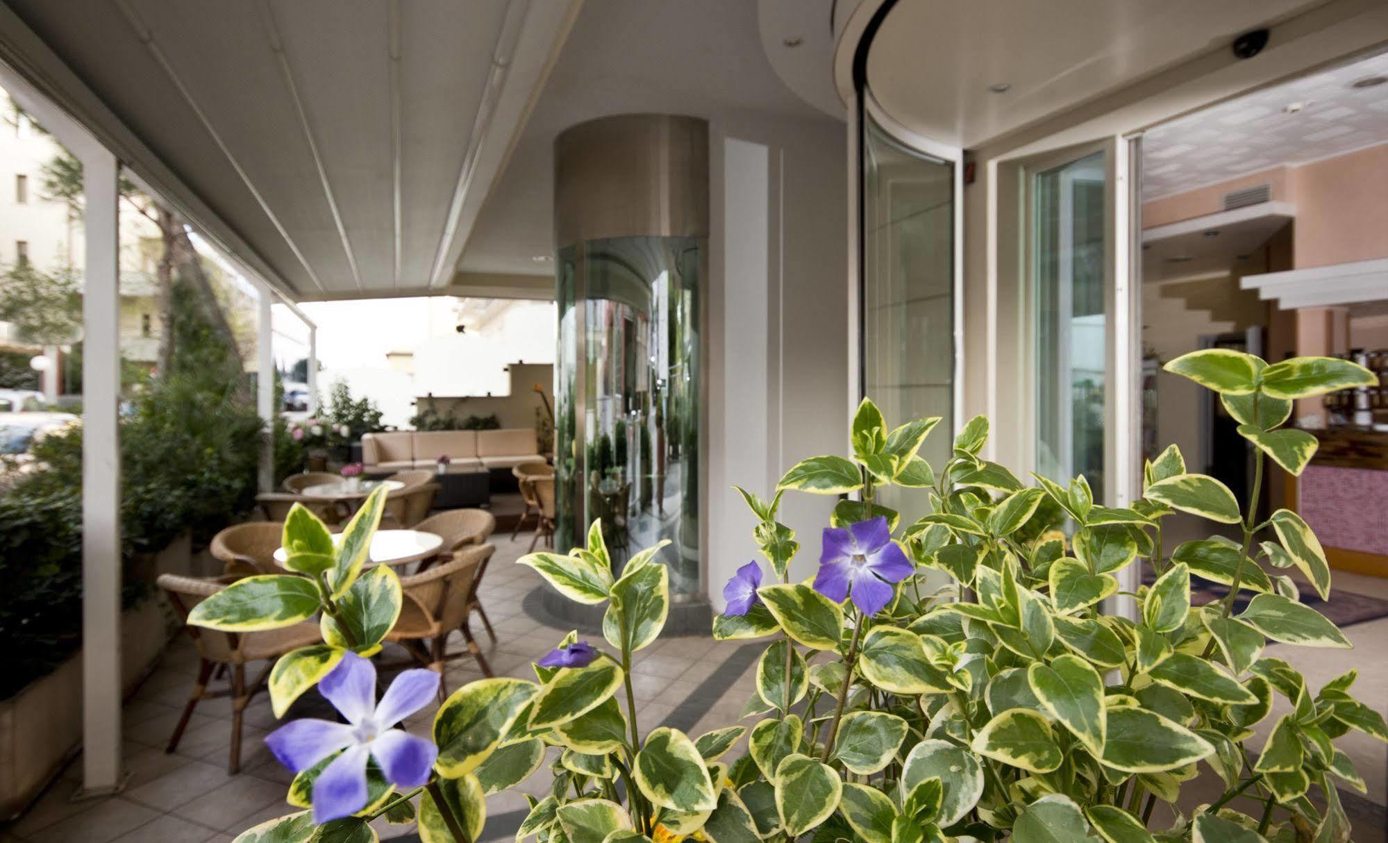 Hotel Kennedy Rimini Extérieur photo